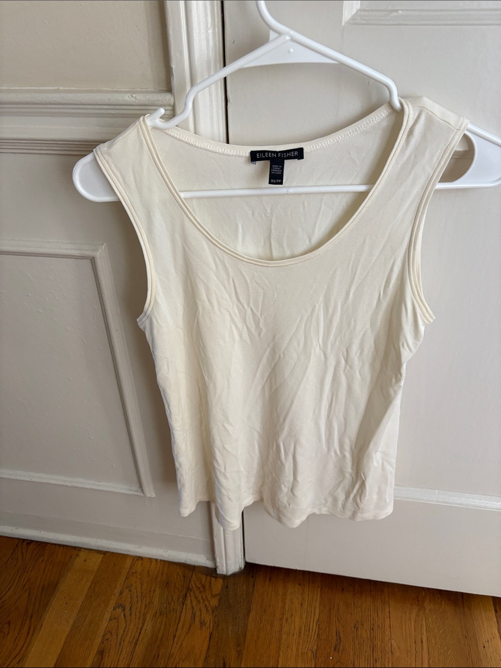 EILEEN FISHER Creamy Ivory Scoop Neck Tank